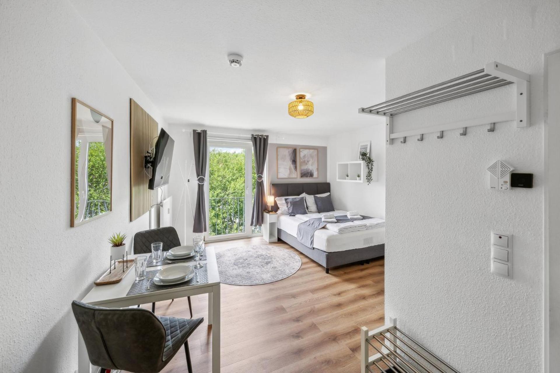 Andriss - Study & Work Apartments - Wifi - Kitchen Kaiserslautern Exterior photo